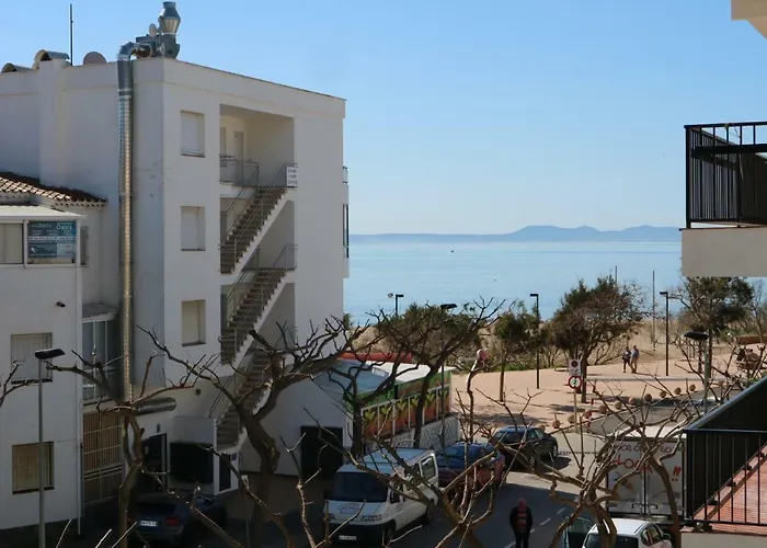 Apartament Mil.leni Iii 1 2 4 *